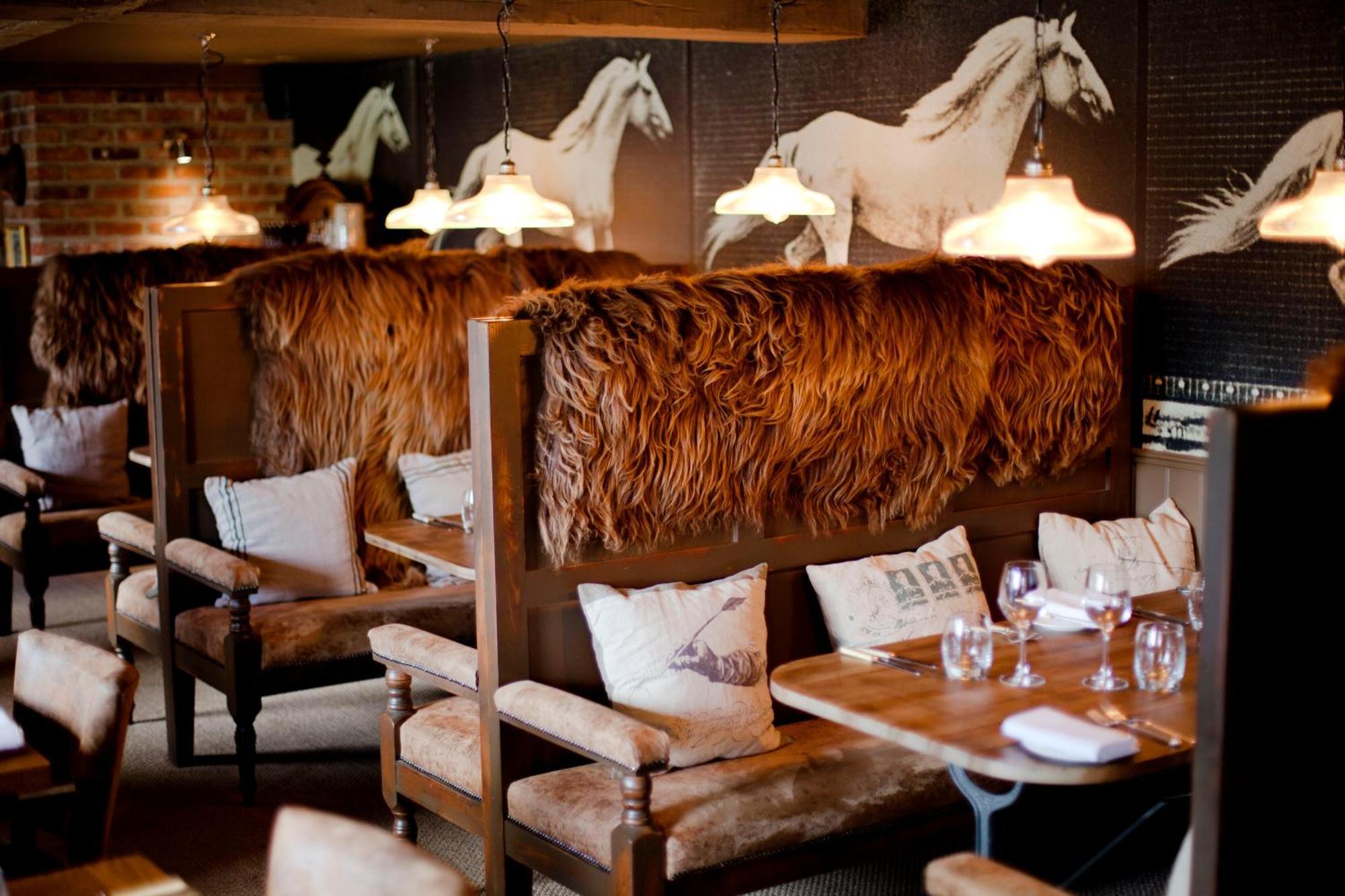 The White Horse Hotel Chilgrove Eksteriør billede