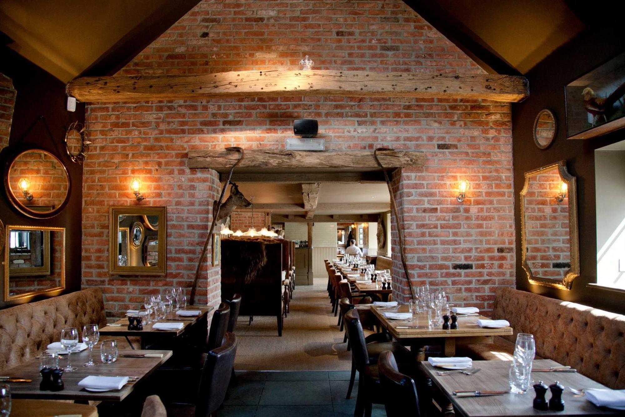 The White Horse Hotel Chilgrove Eksteriør billede