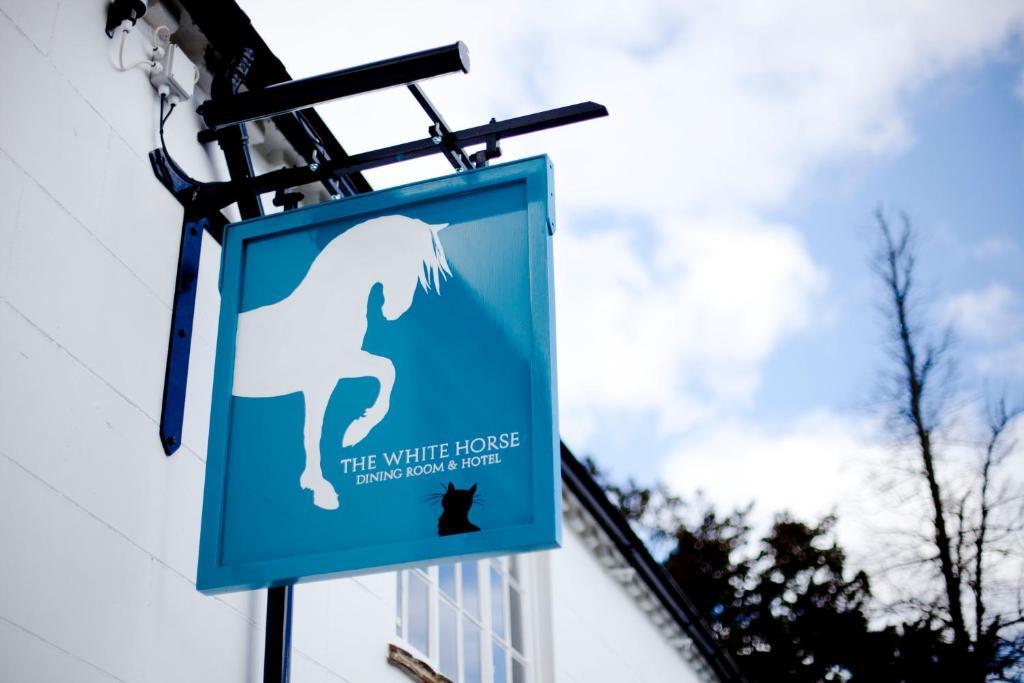 The White Horse Hotel Chilgrove Eksteriør billede