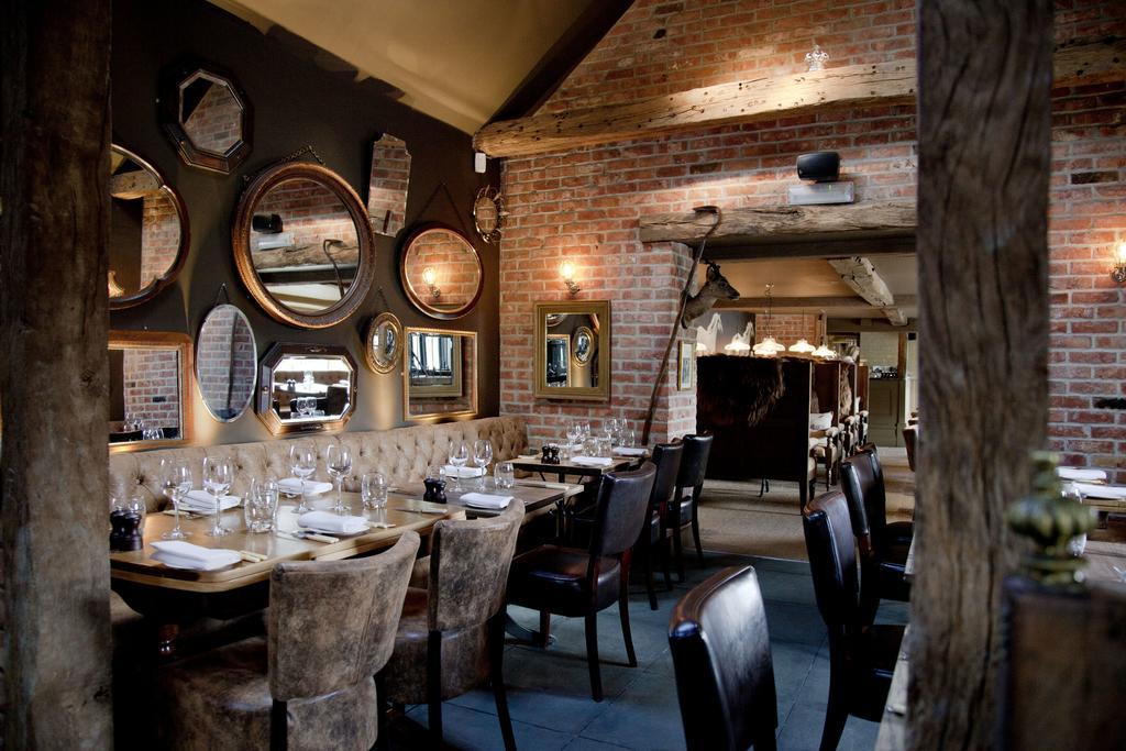 The White Horse Hotel Chilgrove Eksteriør billede