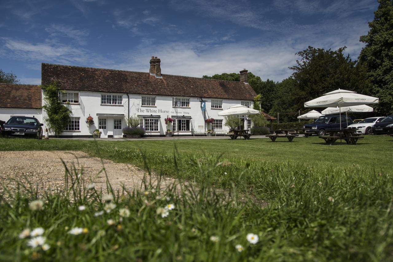 The White Horse Hotel Chilgrove Eksteriør billede