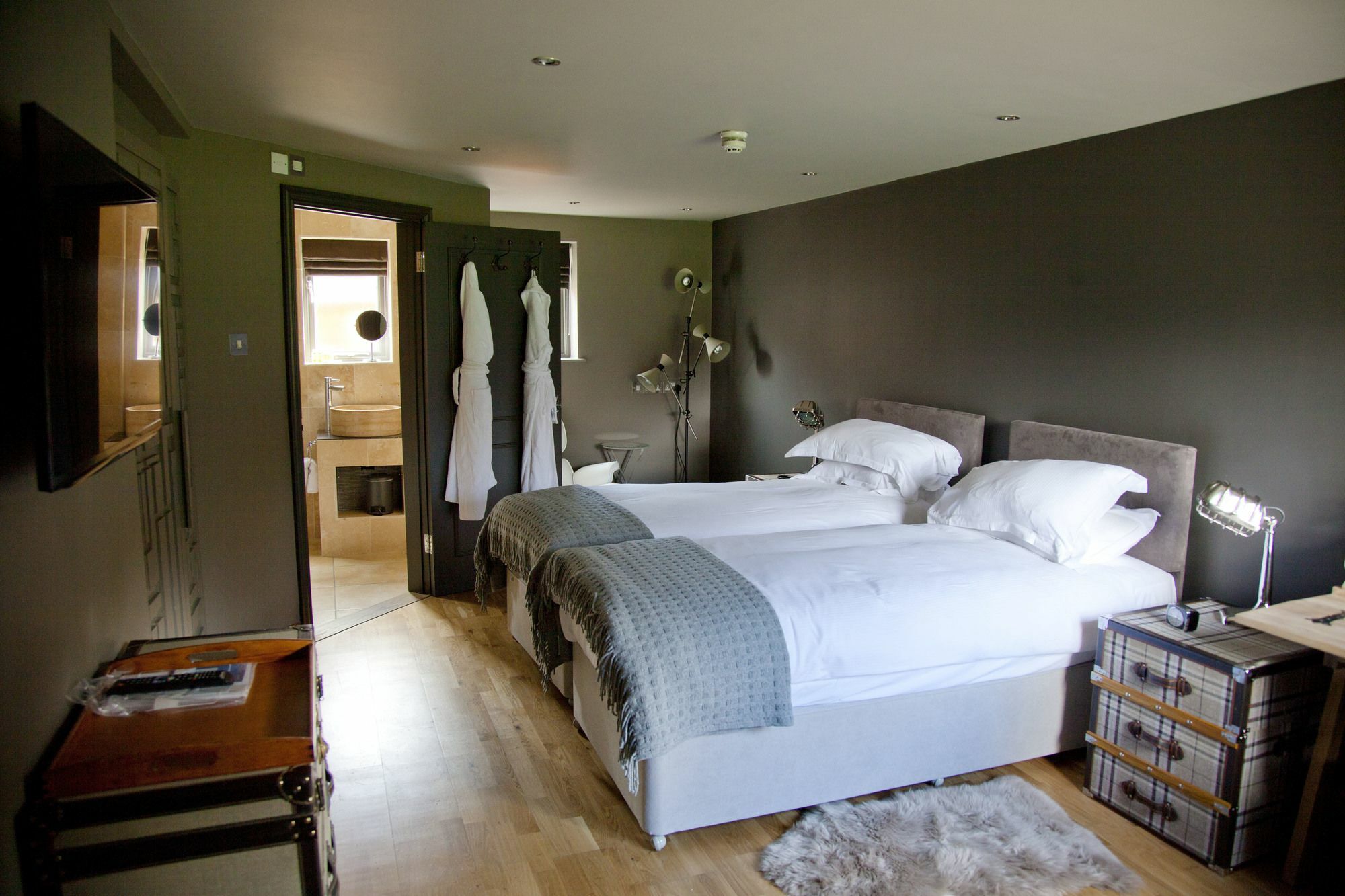 The White Horse Hotel Chilgrove Eksteriør billede